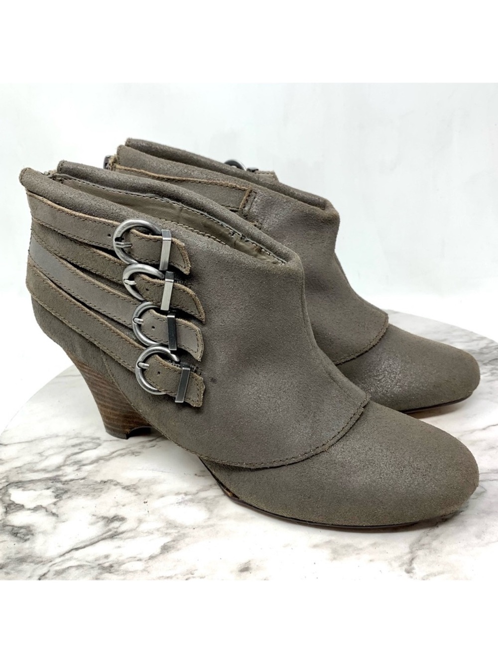 Naughty Monkey Lil Bits Cuffed Multi Strap Taupe Suede Wedge Boots 9 Y2K Edgy